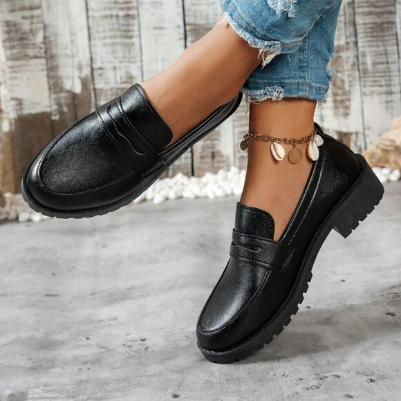 Black Casual Women's Loafers - Picture 2 of 5